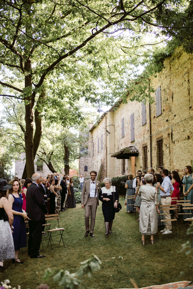 relaxed wedding castello di paderna