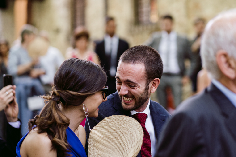 relaxed wedding castello di paderna