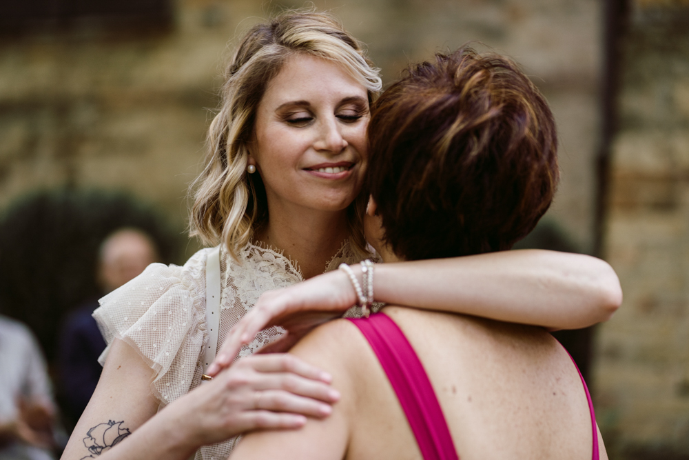 relaxed wedding castello di paderna