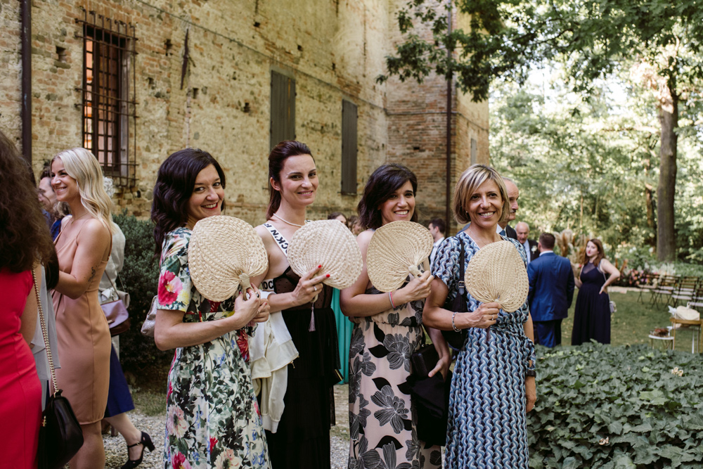 relaxed wedding castello di paderna