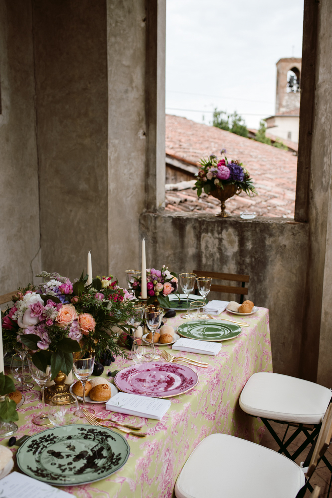 Refined wedding at Palazzo Vecchia