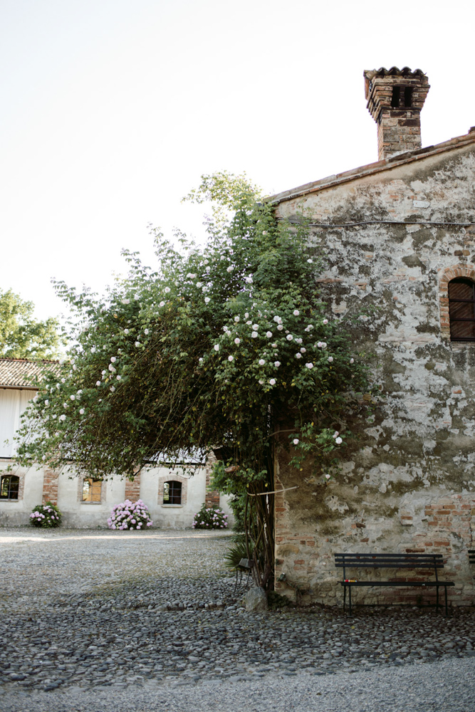 relaxed wedding castello di paderna