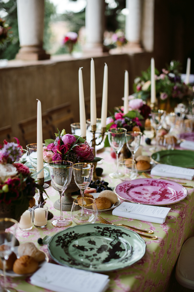 Refined wedding at Palazzo Vecchia