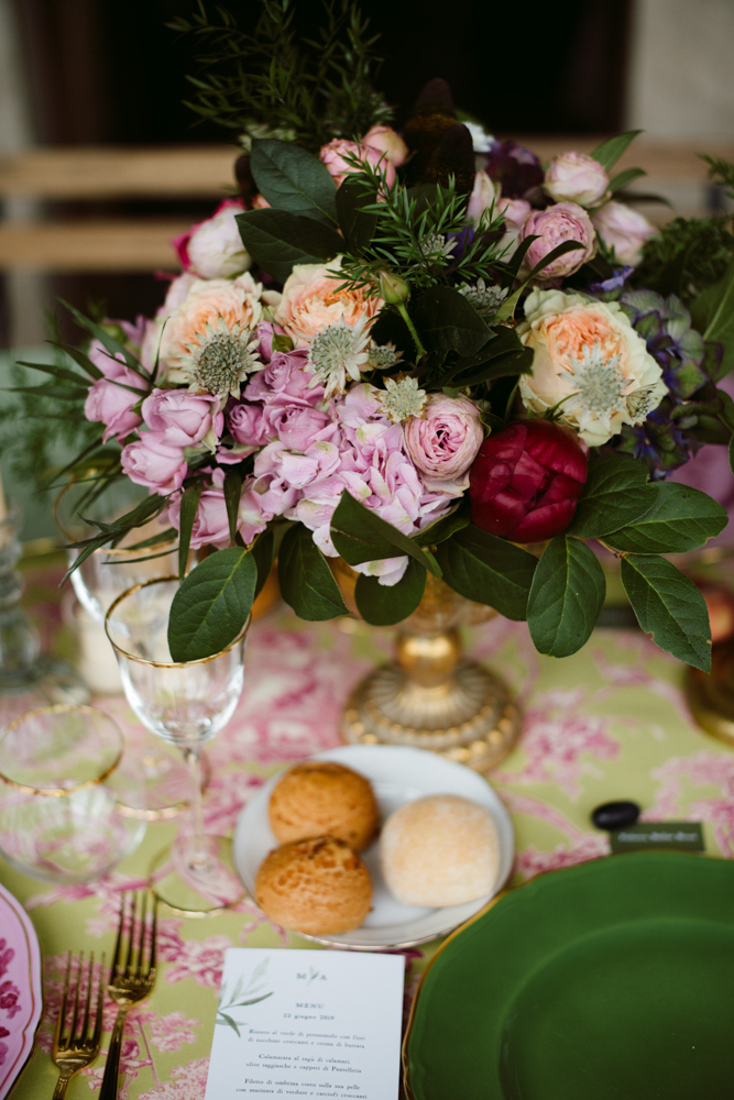 Refined wedding at Palazzo Vecchia