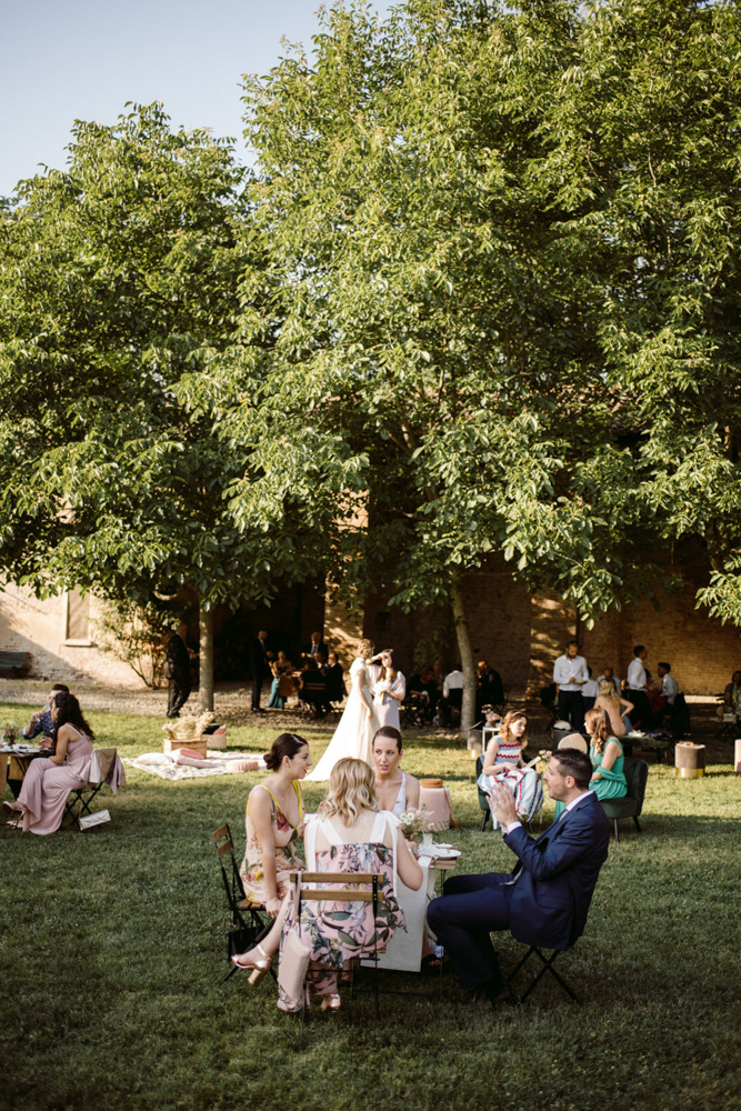 relaxed wedding castello di paderna