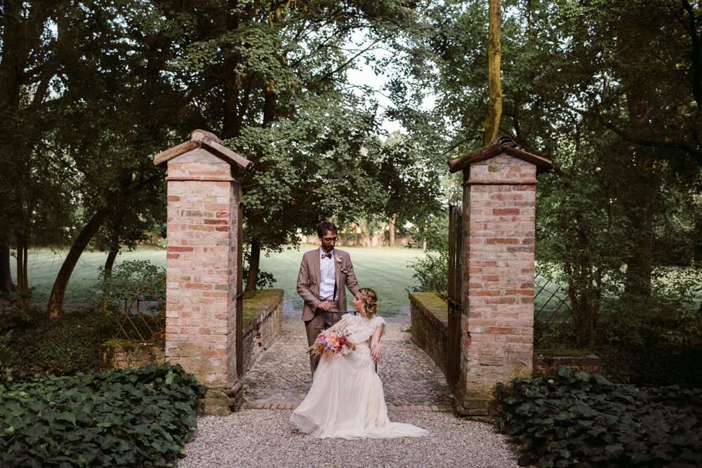 relaxed wedding castello di paderna