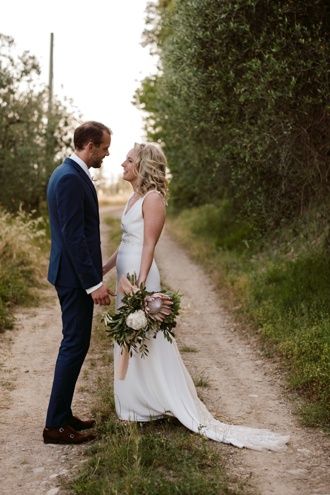 dutch destination wedding in Tuscany