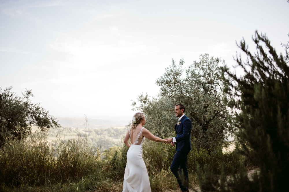 dutch destination wedding in Tuscany